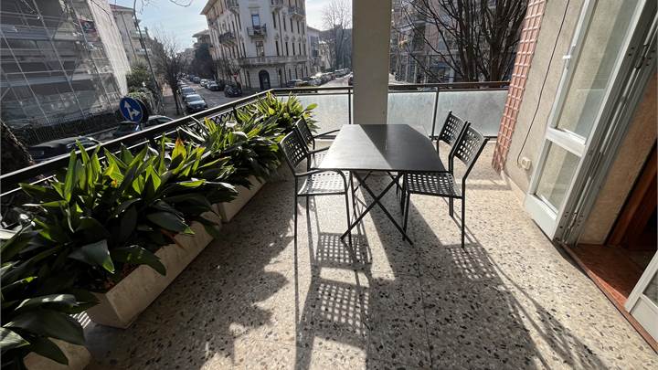 Vendesi appartamento - zona Borgo Trento 