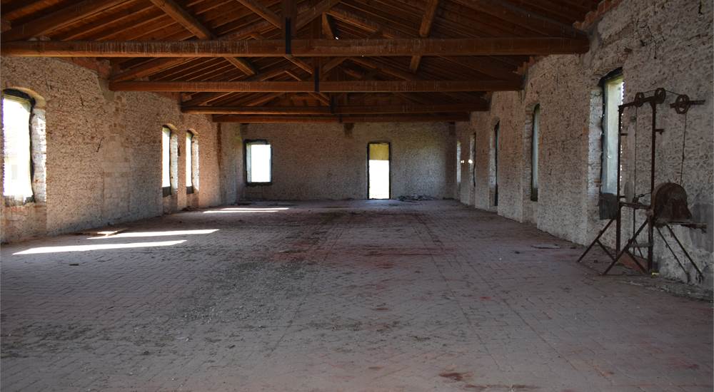 Interno  
