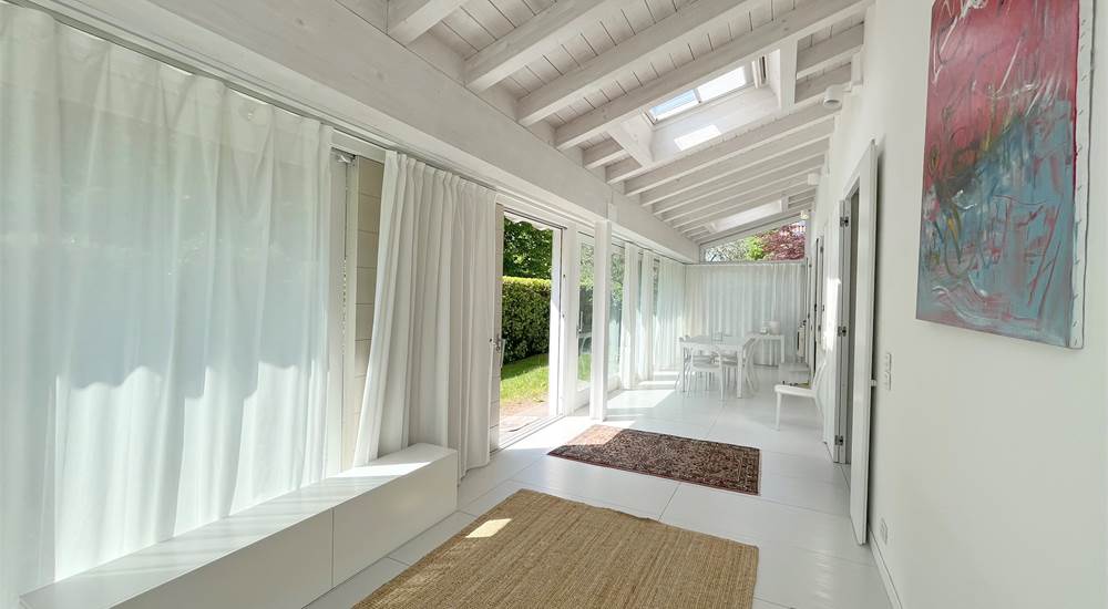 veranda