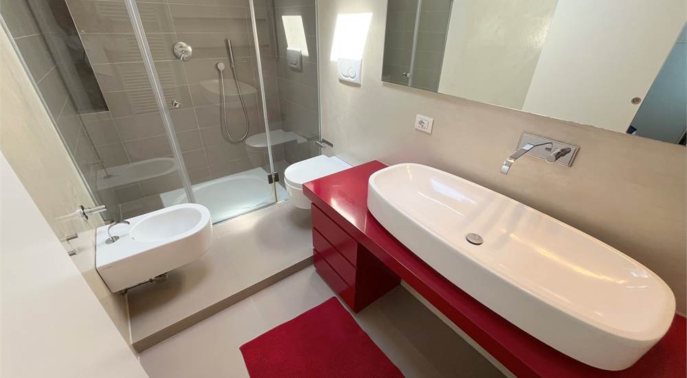 bagno  privato camera padronale 